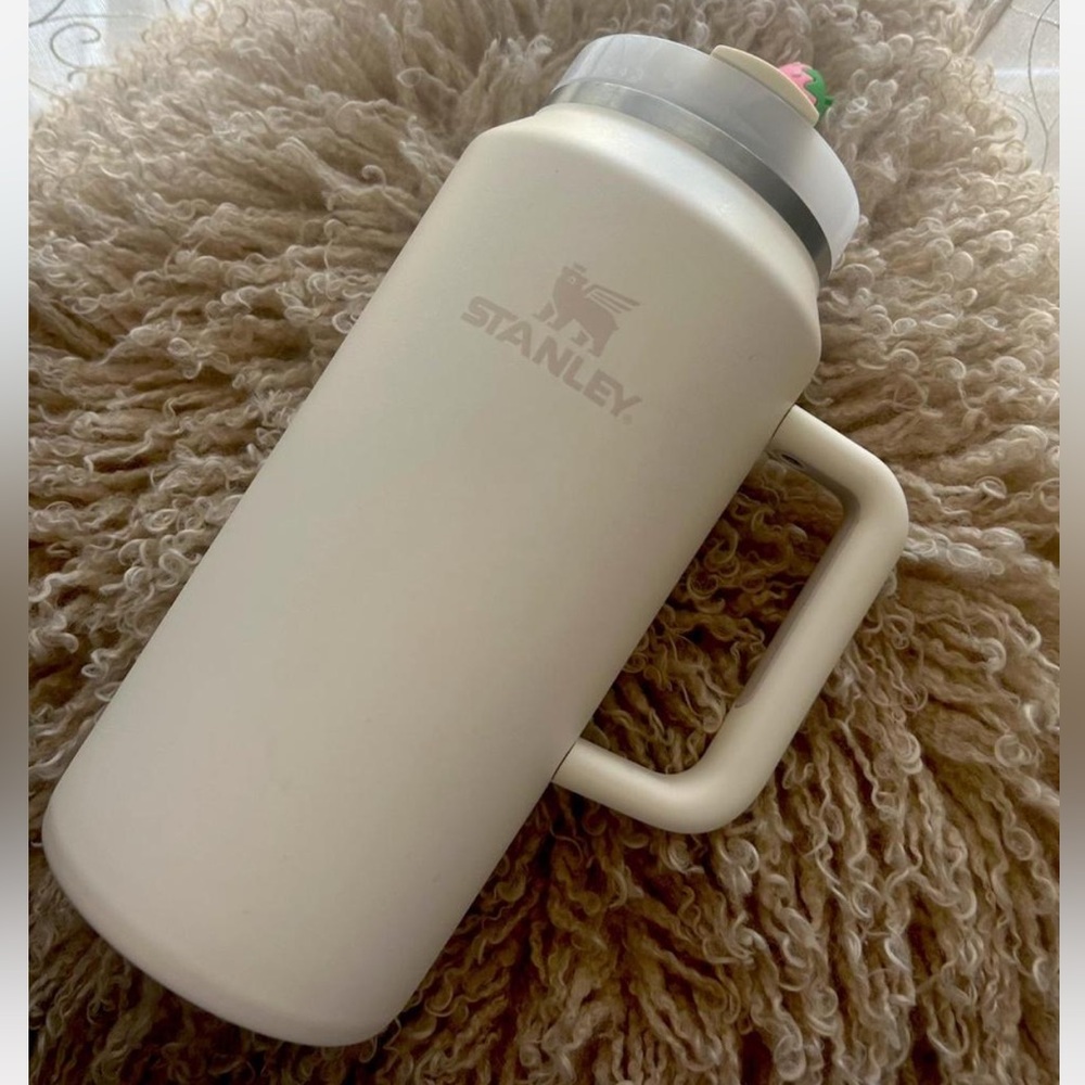 Stanley White Insulated Bottle